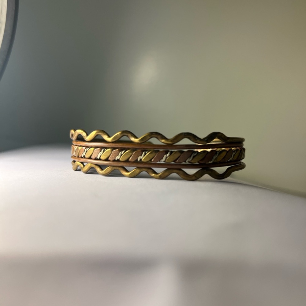 Vintage Mixed Metal‎ Copper Brass Silver Tone Wavy Braided Cuff Bracelet Boho